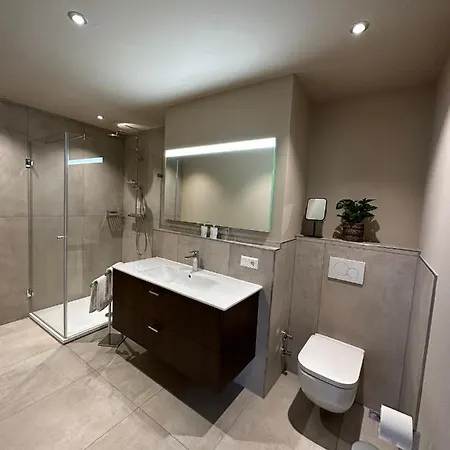 Adler Otel 2*