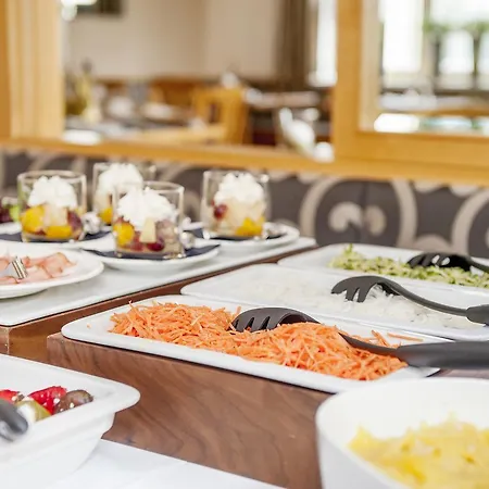 Adler 2* באד וורזאך